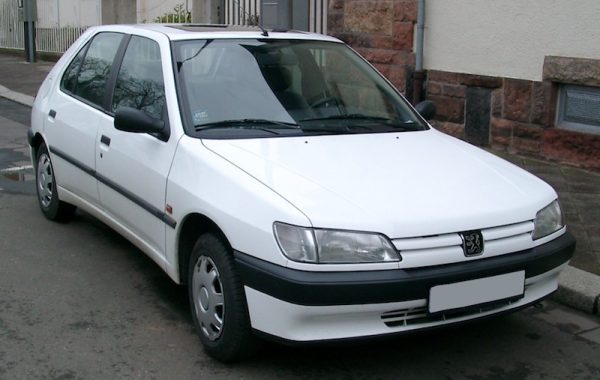 Peugeot_306_front_20080118